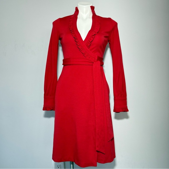 DIANE VON FURSTENBERG Volante Wrap Dress Red Wool Ruffle Trim Runway Iconic Sz 0 - Picture 8 of 16